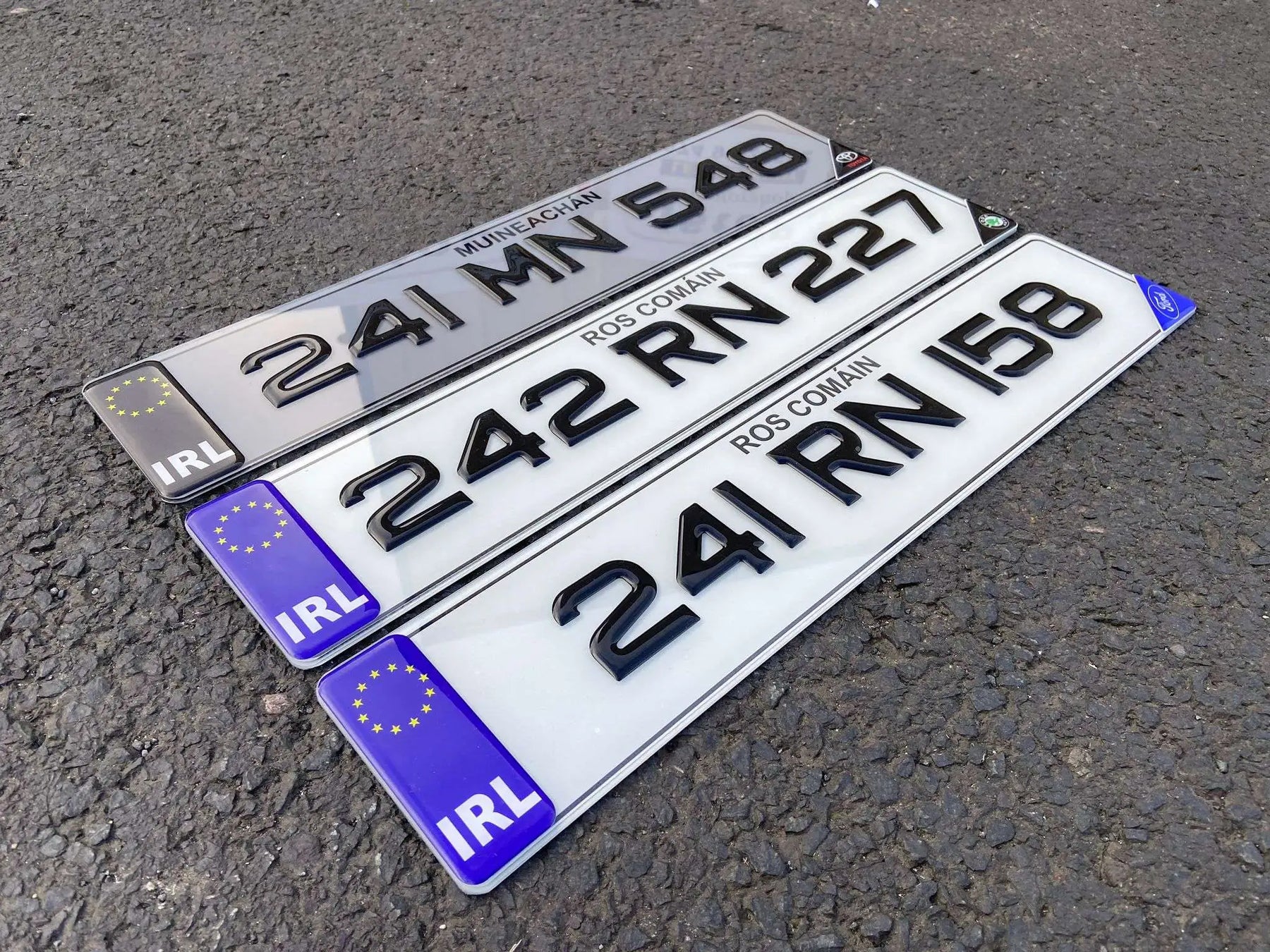 What are the differences between Acrylic, 3D Gel, and 4D Number Plates?