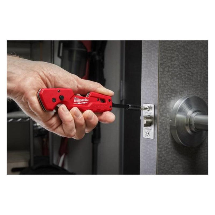 MILWAUKEE 5IN1 FOLDING KNIFE -