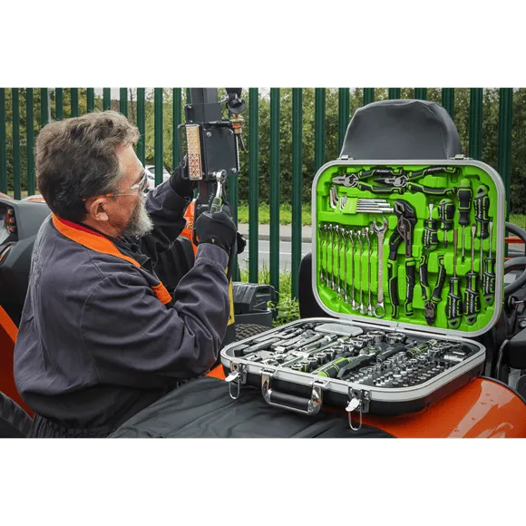 AK7980HV_ACT_IN_USE_PIC5_DFC1296962